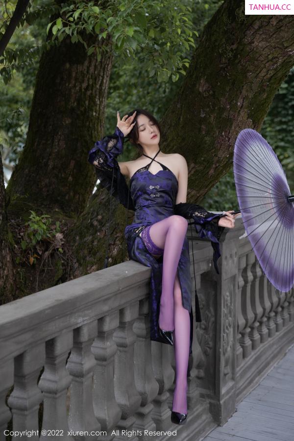 鱼子酱fish  [XiuRen]高清写真图 2022.12.30 No.6074 鱼子酱Fish 丝袜美腿第16张图片